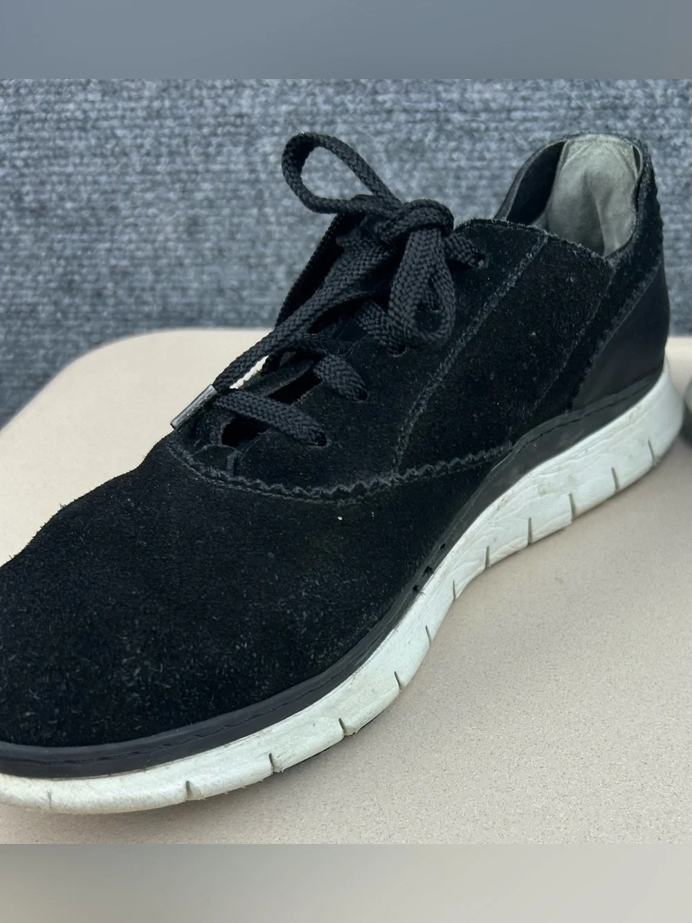 Vionic Taylor Women’s Walking Sneakers Size 8